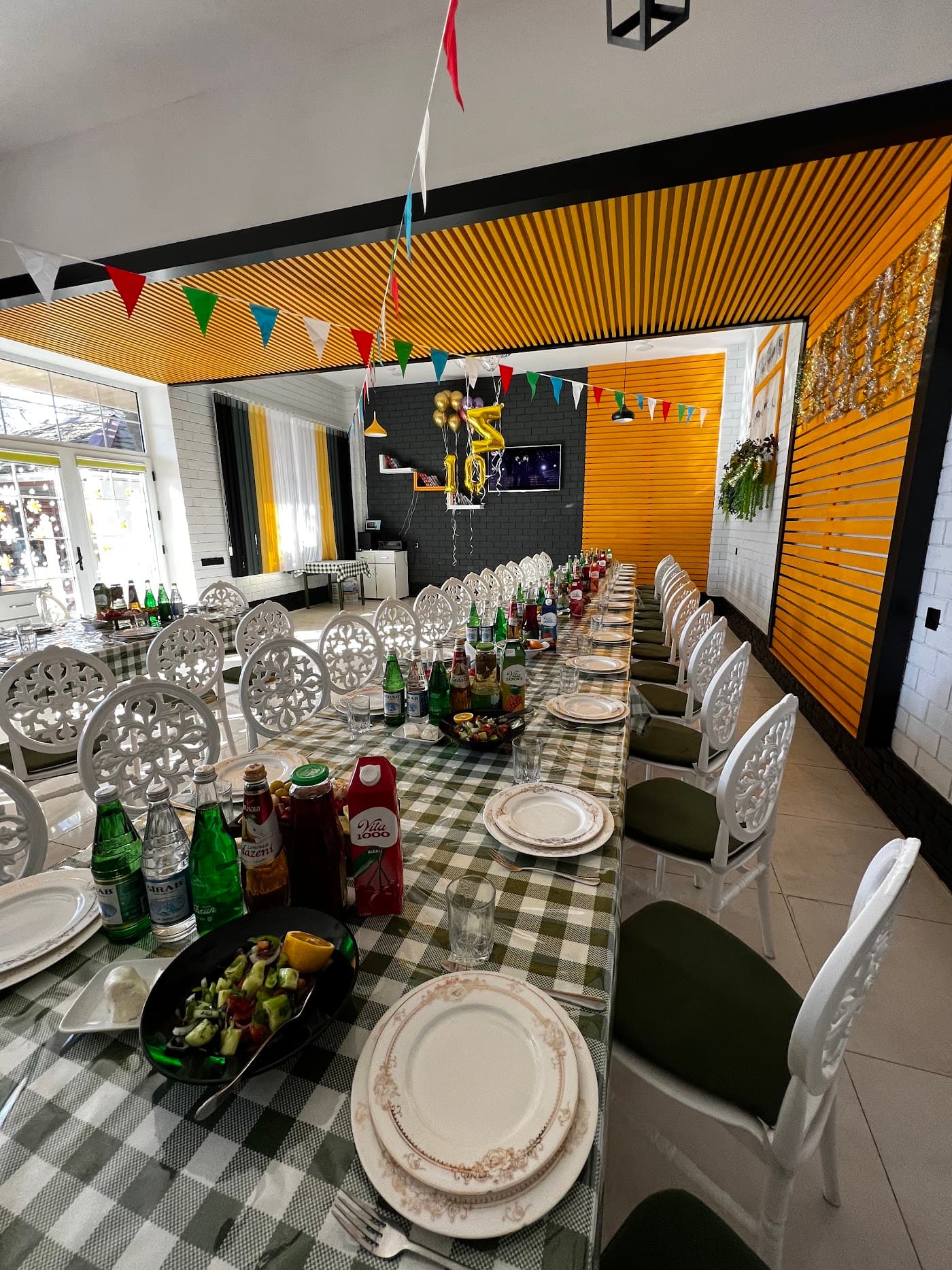 Fontan Restoran Qəbələ