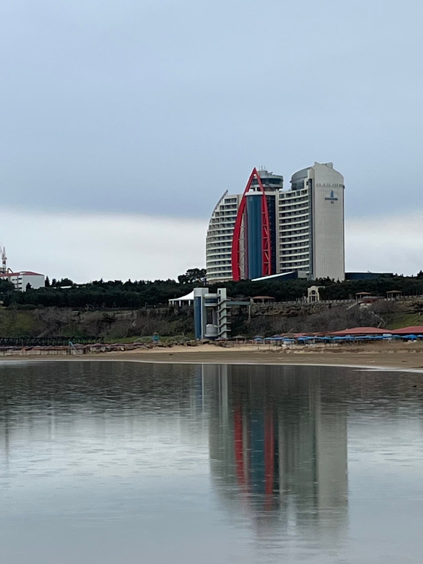 Jumeirah Bilgah Beach hotel (diskoteka)